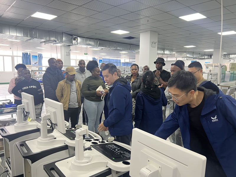 綿陽非洲留學生團參訪我司工廠，共促中外國際交流與商務合作新篇章！5.jpg